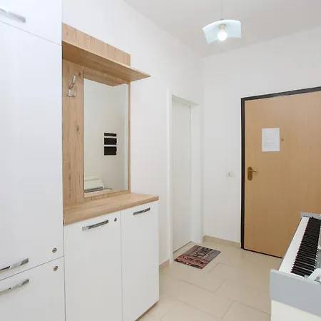 Sea View In 007 Apartment