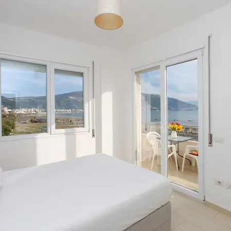 Apartment Sea View In 007