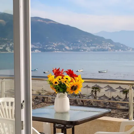 Apartment Sea View In 007 *