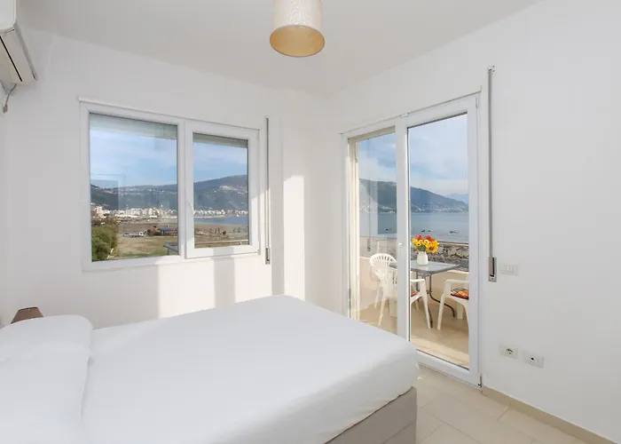 Daire Sea View In 007